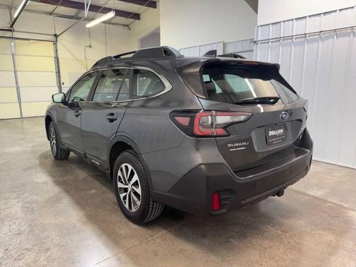2020 Subaru Outback Base