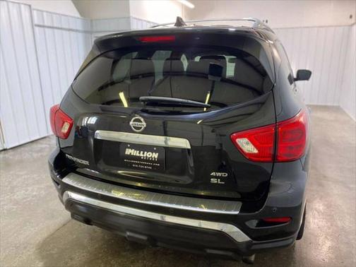 2020 Nissan Pathfinder SL 4WD