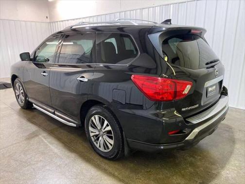 2020 Nissan Pathfinder SL 4WD