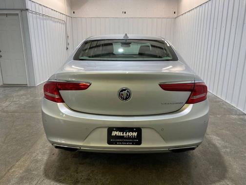 2017 Buick LaCrosse Essence