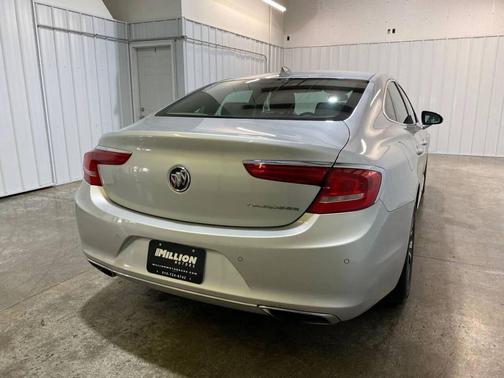 2017 Buick LaCrosse Essence