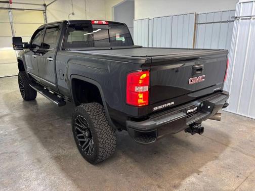 2018 GMC Sierra 2500 Denali