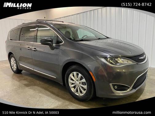 2018 Chrysler Pacifica Touring-L