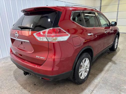 2016 Nissan Rogue SV