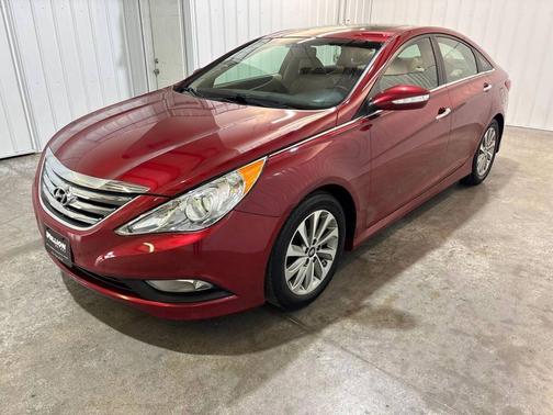 Venetian Red Metallic 2014 Hyundai SONATA SE 2.0T