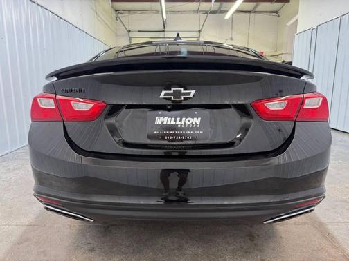 Mosaic Black Metallic 2020 Chevrolet Malibu FWD RS