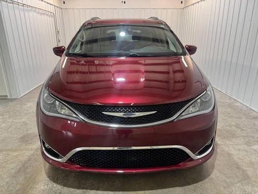 Burgundy 2018 Chrysler Pacifica Touring-L