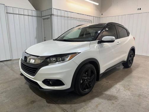Platinum White Pearl 2021 Honda HR-V EX