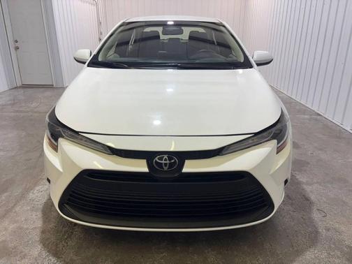 Ice Cap 2023 Toyota Corolla LE