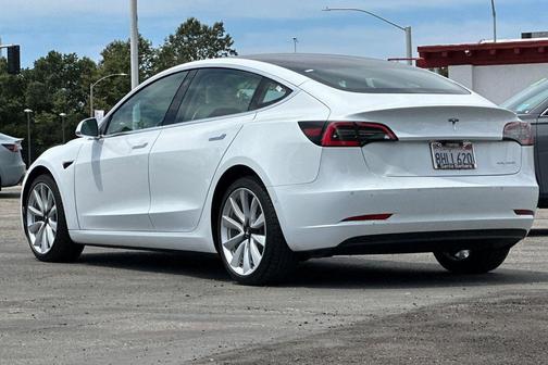 Pearl White Multi 2018 Tesla Model 3 Long Range