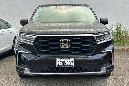 2023 Honda Pilot EX-L 8-Passenger