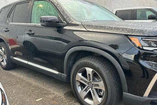 2023 Honda Pilot EX-L 8-Passenger