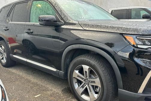 2023 Honda Pilot EX-L 8-Passenger