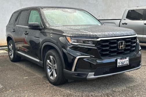 2023 Honda Pilot EX-L 8-Passenger