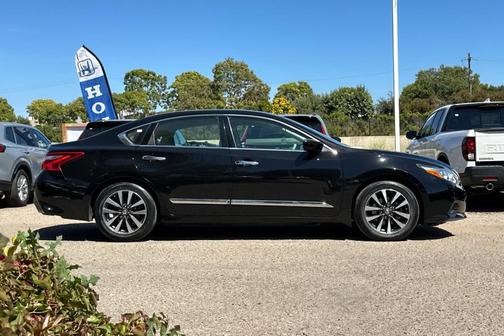 2017 Nissan Altima 2.5 SV