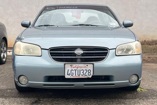 2000 Nissan Maxima SE
