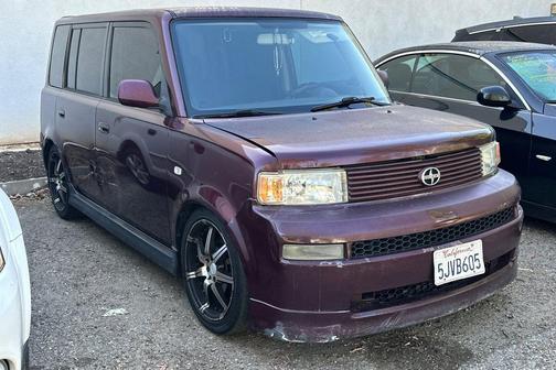 Black Cherry Pearl 2005 Scion xB