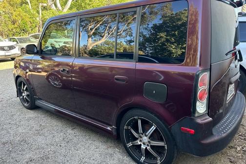 Black Cherry Pearl 2005 Scion xB