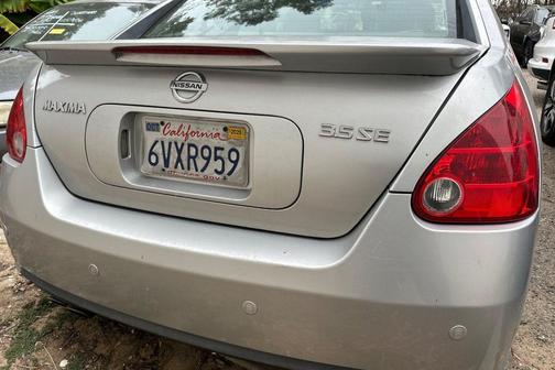 Radiant Silver Metallic 2007 Nissan Maxima SE