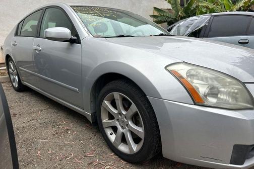 Radiant Silver Metallic 2007 Nissan Maxima SE