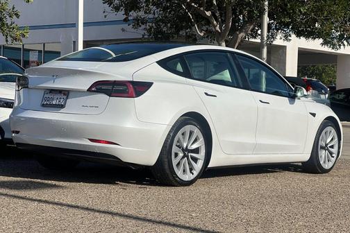 2022 Tesla Model 3 Long Range