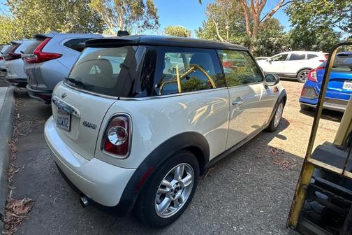 2011 MINI Cooper Base