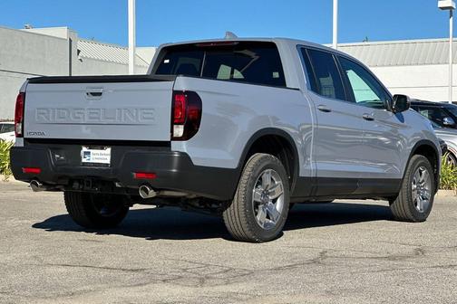 Sonic Gray Pearl 2026 Honda Ridgeline RTL