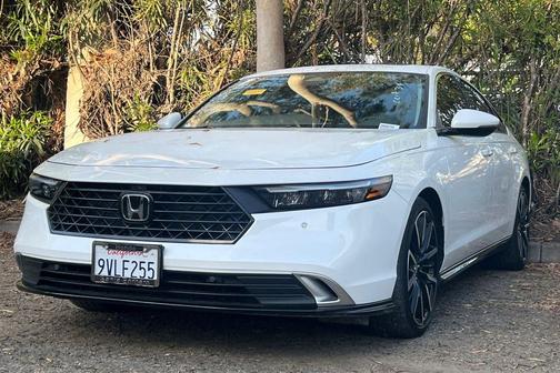 2025 Honda Accord Hybrid Touring