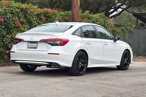 Platinum White Pearl 2024 Honda Civic Sport