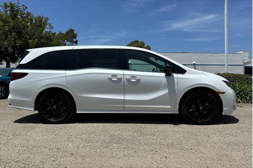 2023 Honda Odyssey Sport