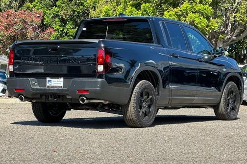 Crystal Black Pearl 2026 Honda Ridgeline Black Edition