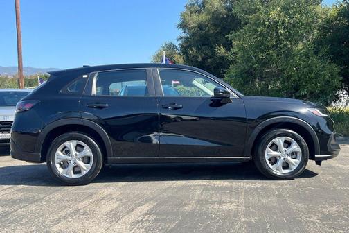 Crystal Black Pearl 2024 Honda HR-V LX