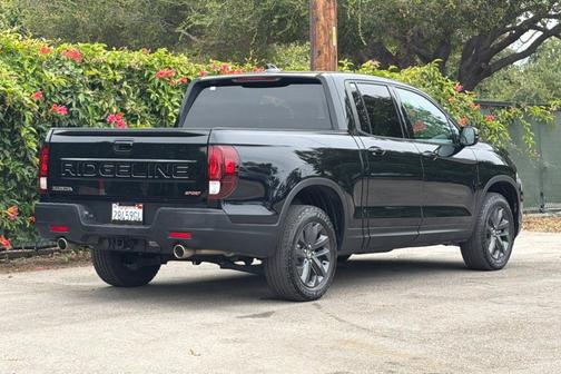 Crystal Black Pearl 2025 Honda Ridgeline Sport
