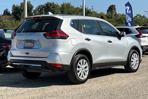 2017 Nissan Rogue S