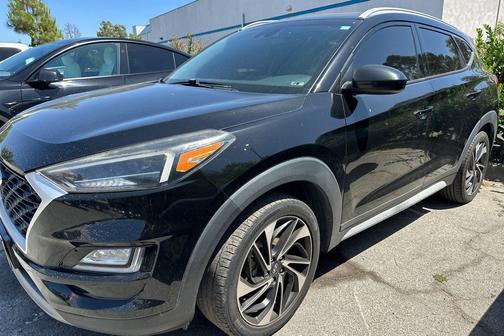 Black Noir Pearl 2020 Hyundai TUCSON Sport