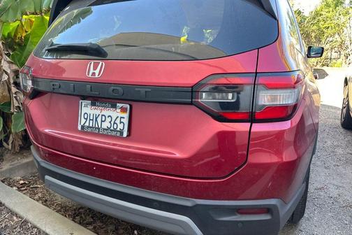 2023 Honda Pilot EX-L 8-Passenger