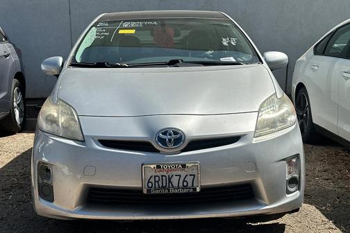 Classic Silver Metallic 2011 Toyota Prius IV