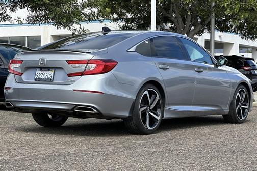 2022 Honda Accord Sport SE