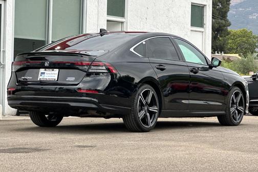Crystal Black Pearl 2025 Honda Accord Hybrid Sport
