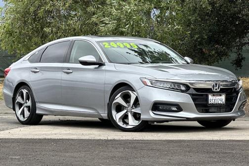 Lunar Silver Metallic 2019 Honda Accord Touring 2.0T