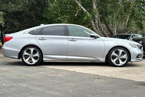 Lunar Silver Metallic 2019 Honda Accord Touring 2.0T