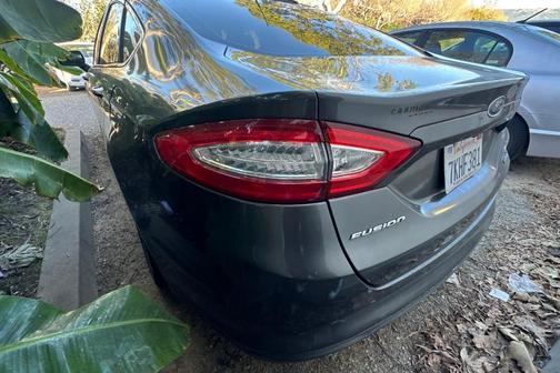 2015 Ford Fusion Hybrid SE
