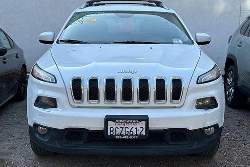 Bright White Clearcoat 2016 Jeep Cherokee Latitude