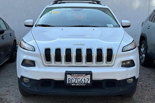 Bright White Clearcoat 2016 Jeep Cherokee Latitude
