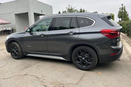 Mineral Gray Metallic 2018 BMW X1 xDrive28i