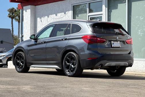Mineral Gray Metallic 2018 BMW X1 xDrive28i