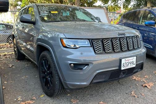 2020 Jeep Grand Cherokee Altitude