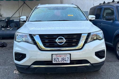 Glacier White 2020 Nissan Pathfinder S