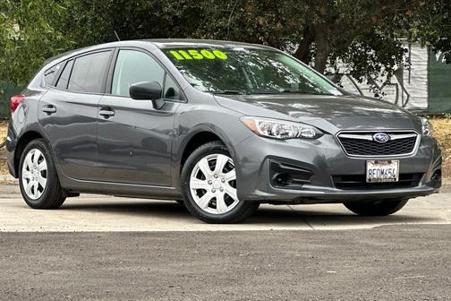 Magnetite Gray Metallic 2018 Subaru Impreza 2.0i