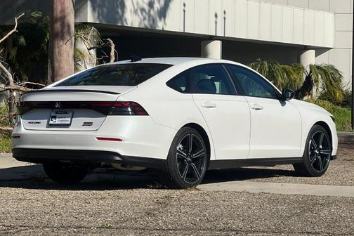 Platinum White Pearl 2026 Honda Accord Hybrid Sport